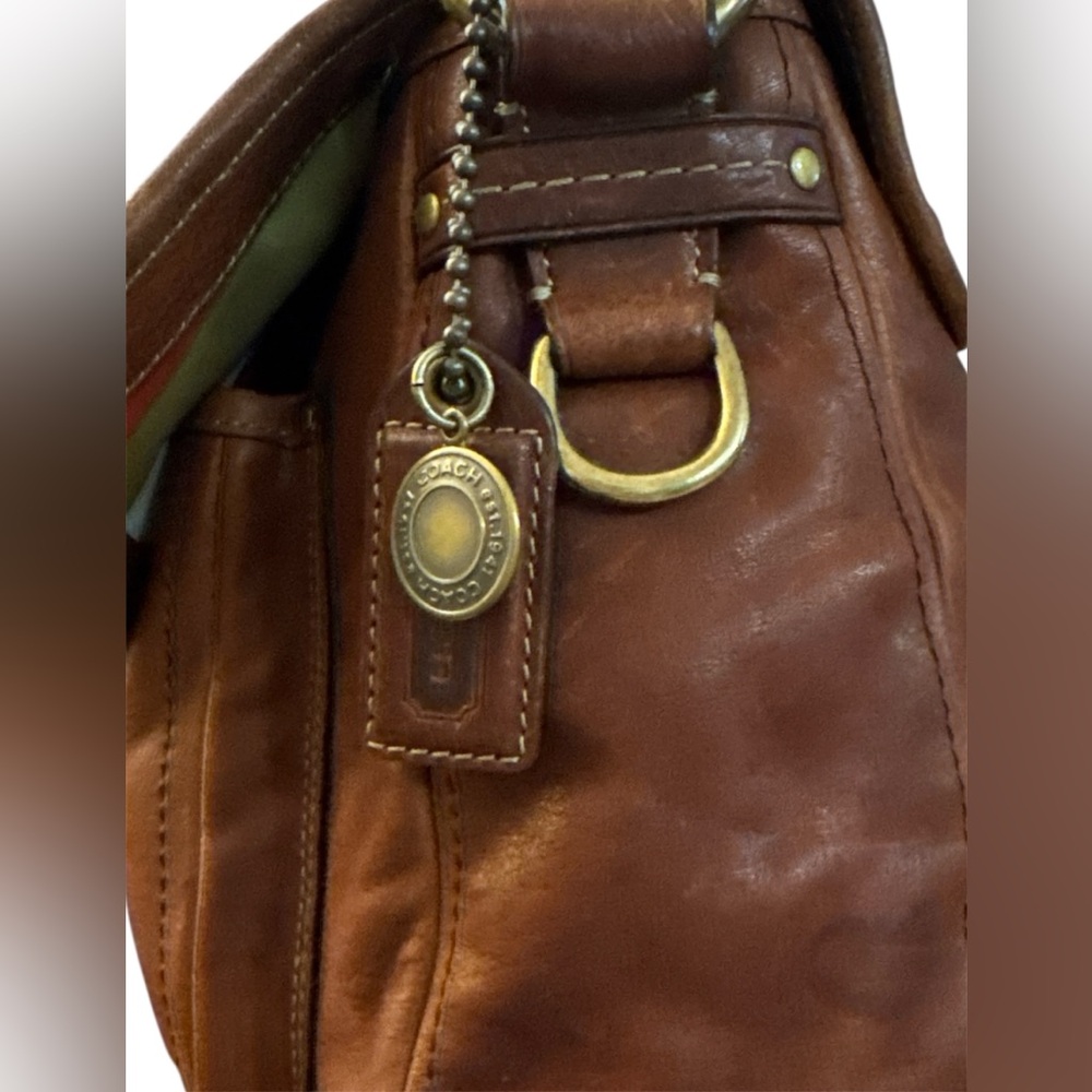 Coach Vintage Legacy Flap Bag. N-A 0769-10329 - Picture 4 of 8